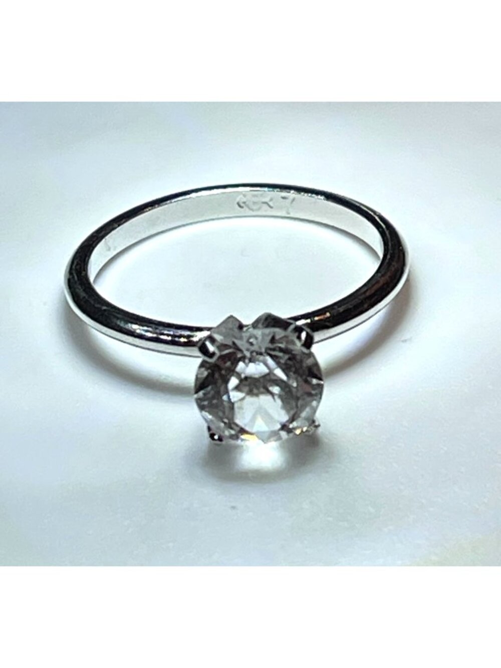 Vintage 80s Uncas White Metallic Solitaire Engagement Ring Women Size 6.75